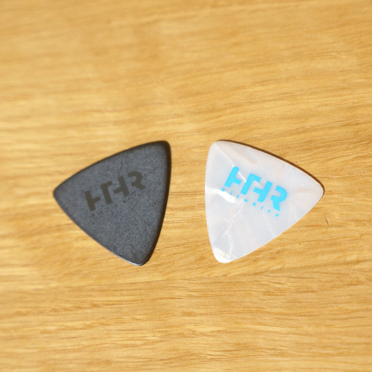 ひとひら / Logo Pick set