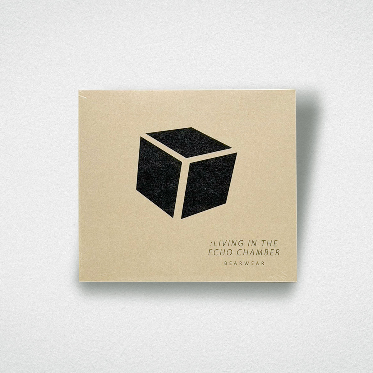 Bearwear / :LIVING IN THE ECHO CHAMBER（CD）