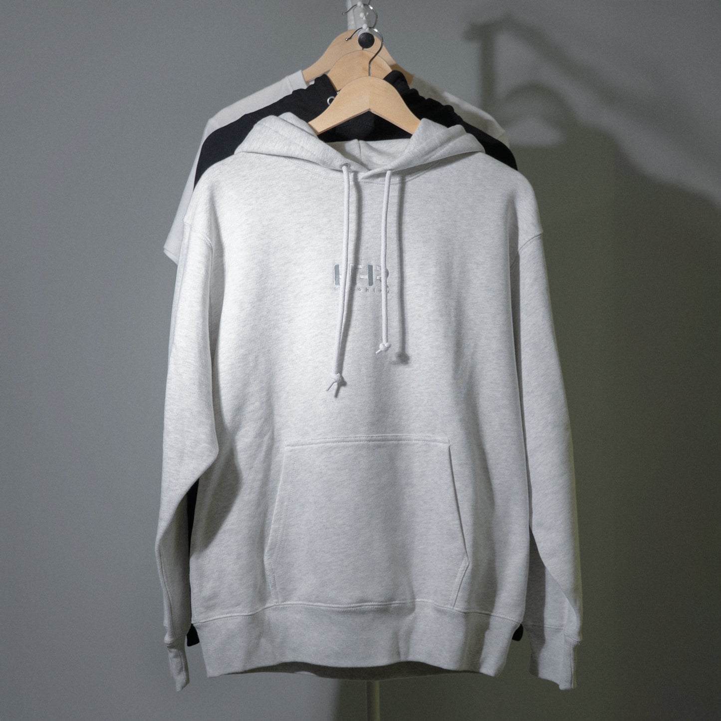 ひとひら / HTHR hoodie